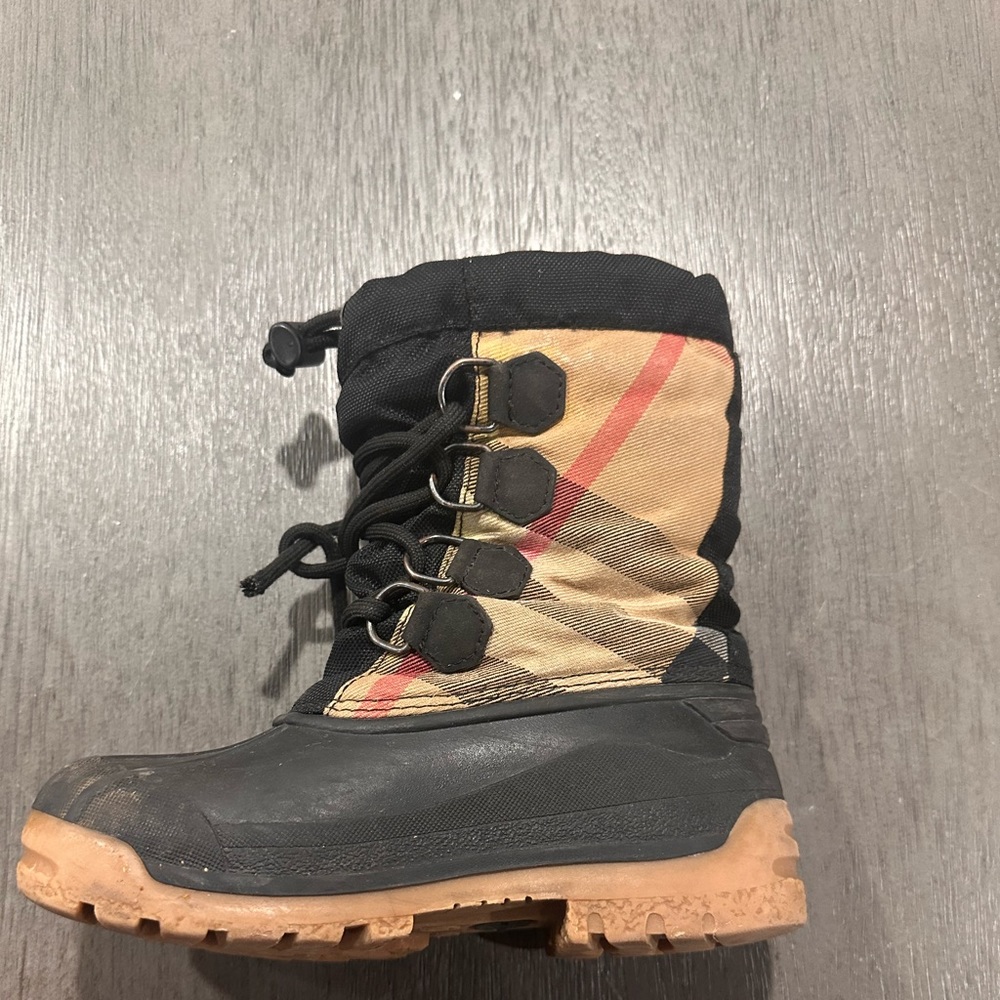 Authentic Unisex Burberry Toddler Nova Check Snow Boots